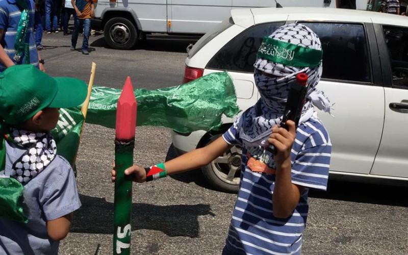 صور: الخليل تستعد للاحتفال بنصر غزة