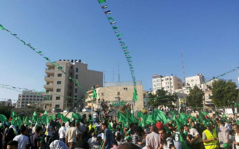 صور: مهرجان حماس بالبيرة ابتهاجا بنصر غزة
