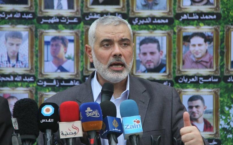 صور: هنية يشارك الإعلاميين فرحة النصر