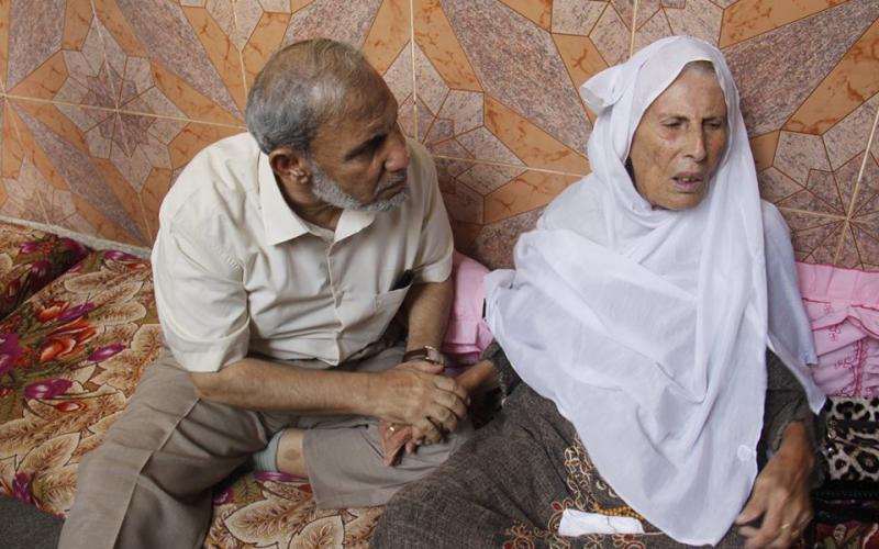صور: زيارة الزهار لمنازل قادة شهداء رفح