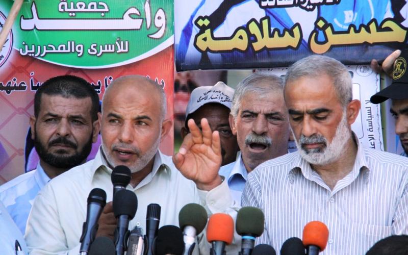 بالصور.. الأسرى يوحدون الفصائل الفلسطينية