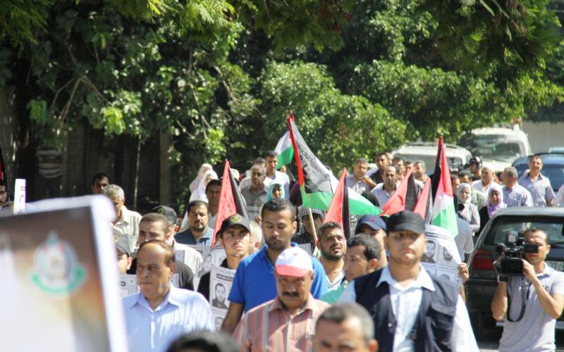 بالصور.. الأسرى يوحدون الفصائل الفلسطينية
