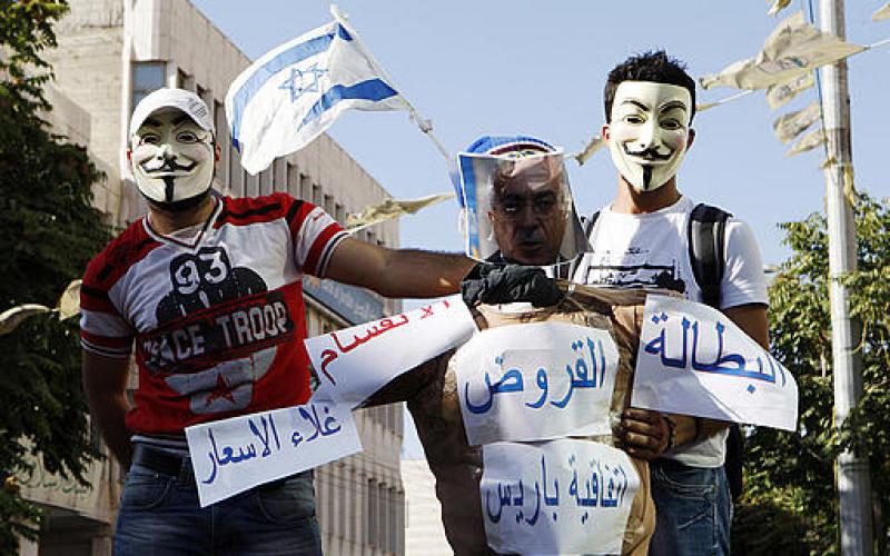 صور.. حرق "فياض" والسيارة "حمارسيدس"