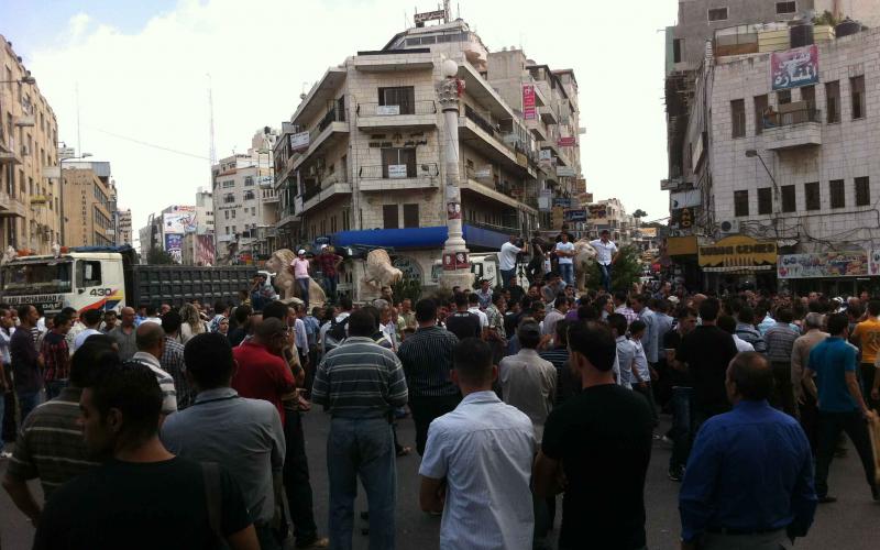 بالصور..من جديد..رام الله ونابلس "ارحل يا فياض"