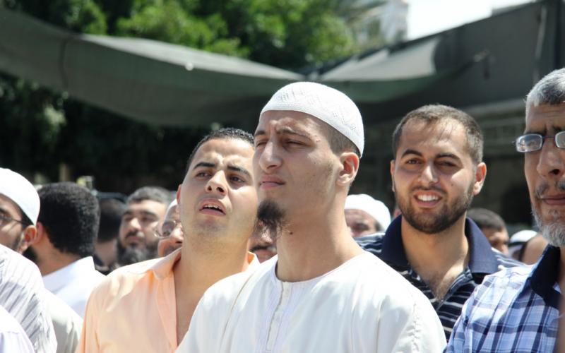 صور.. وقفة بغزة استنكاراً لفيلم يسيء للرسول