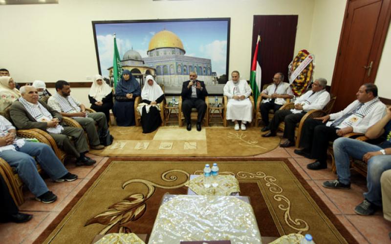 بالصور .. هنية يستقبل وفدي مصر والجزائر