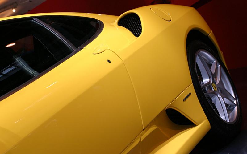 صور.. أحدث سيارات فيراري 2013