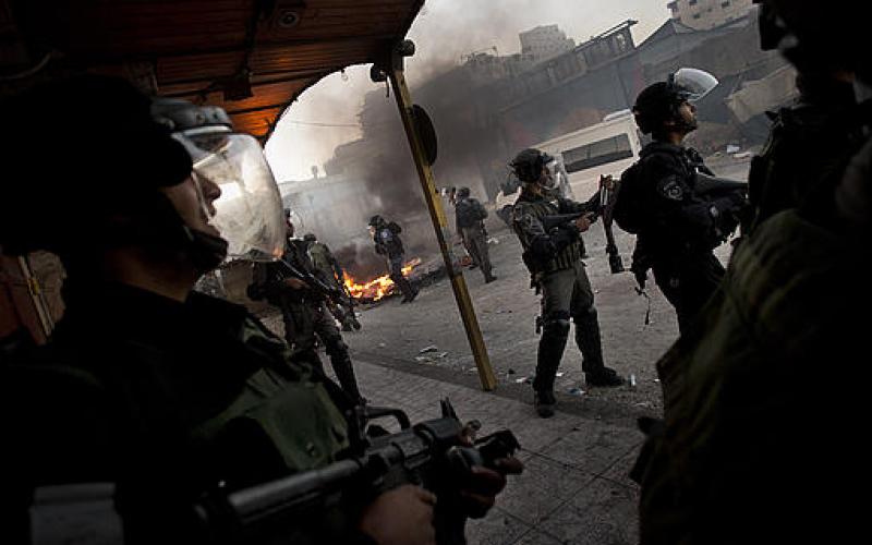 مواجهات وإصابات في مسيرة لنصرة النبي بالقدس