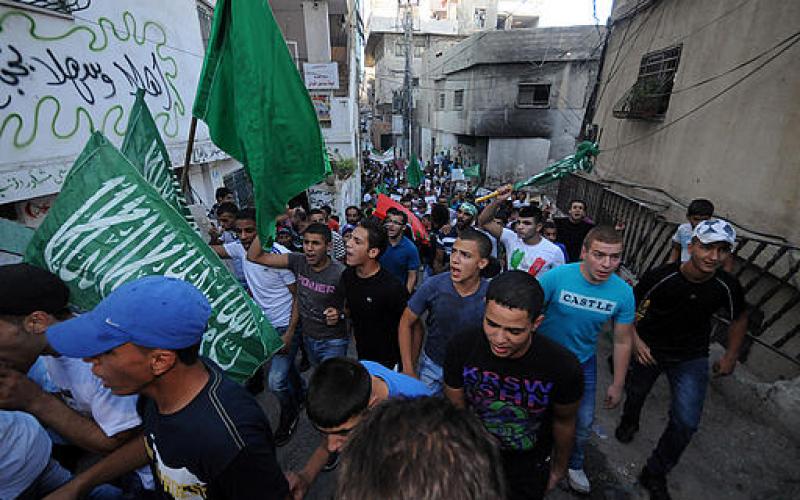 صور.. مسيرة لـ"حماس" في القدس نصرة للنبي