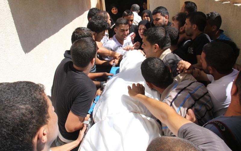 صور.. تشييع شهيدين ارتقيا أمس برفح