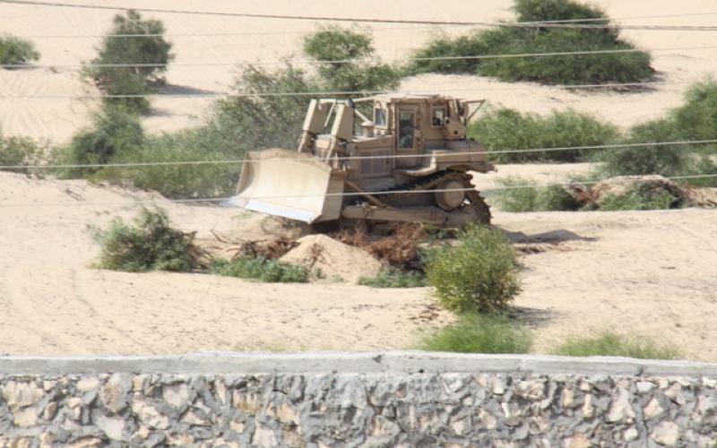 صور: عمليات التجريف على الحدود مع مصر