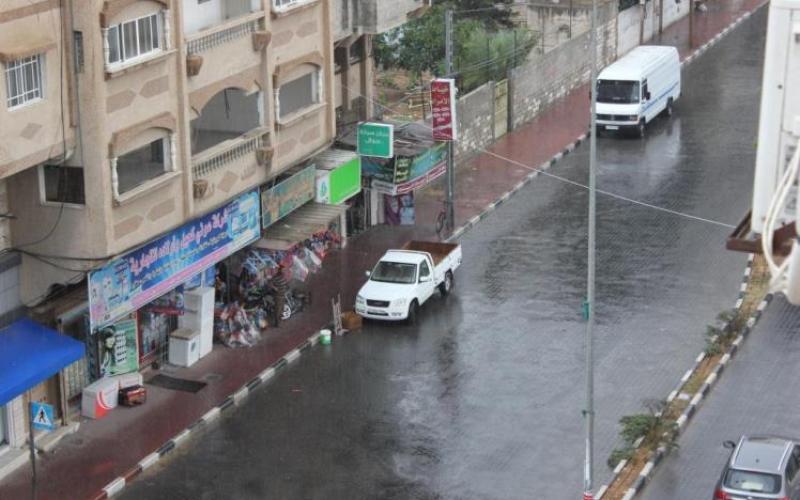 صور: أمطار الخير تهطل مبكراً على غزة