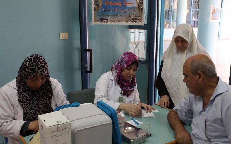 صور: بدء تطعيم حجاج بيت الله الحرام في غزة