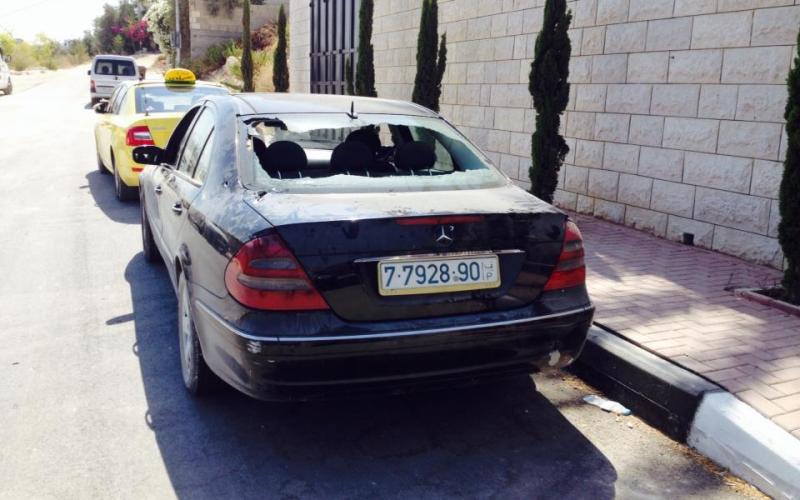 صور: خريشة يتفقد سيارته بعد محاولة اغتياله
