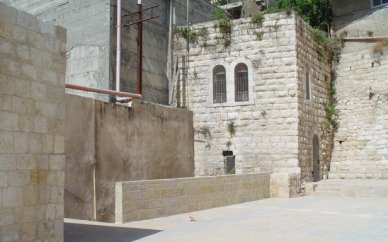 بالصور: الاحتلال يحوّل قنوات مياه بسلوان لمسارات تلمودية