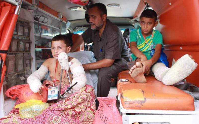 بالصور: 45 طفلاً يغادرون القطاع لتقلي العلاج