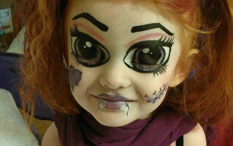 صور: وجوه أطفال تتحول لشخصيات كرتونية