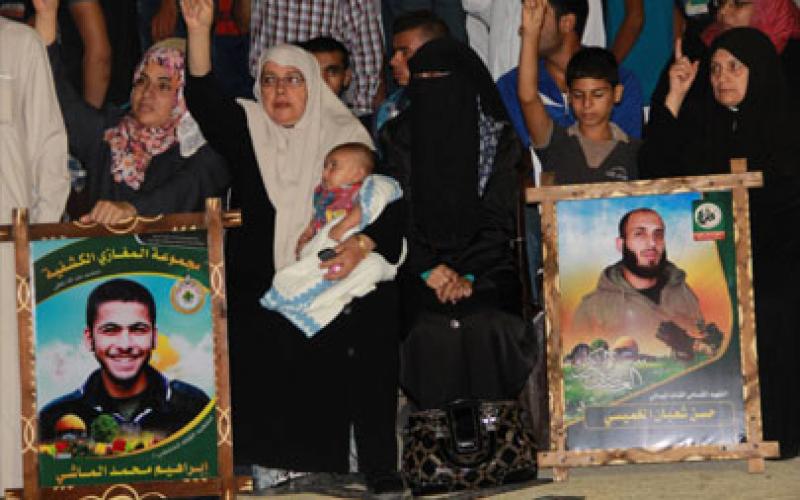 بالصور: تكريم شهداء العصف المأكول بالمغازي