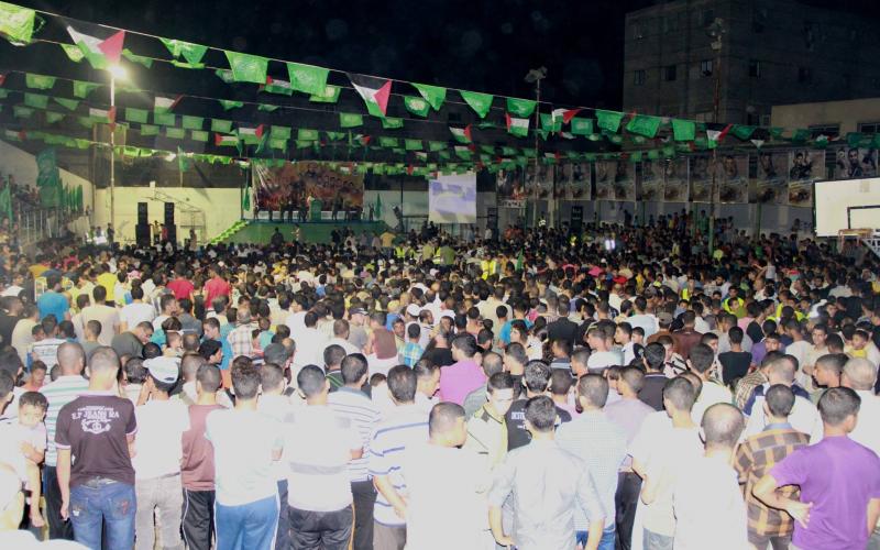 بالصور: تكريم شهداء العصف المأكول بالمغازي