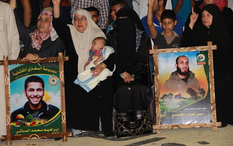 بالصور: تكريم شهداء العصف المأكول بالمغازي