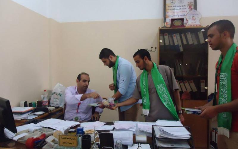 صور: الكتلة الإسلامية تستقبل طلبة القدس المفتوحة