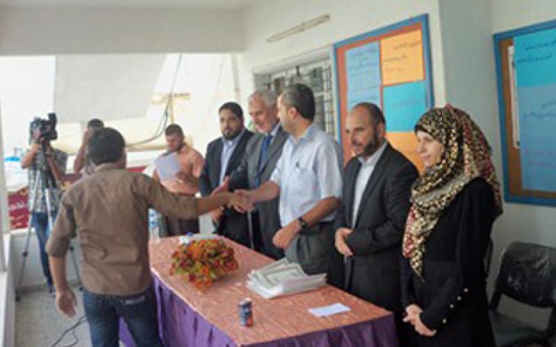 بوليتكنيك المستقبل تكرّم طلبة الثانوية العامة