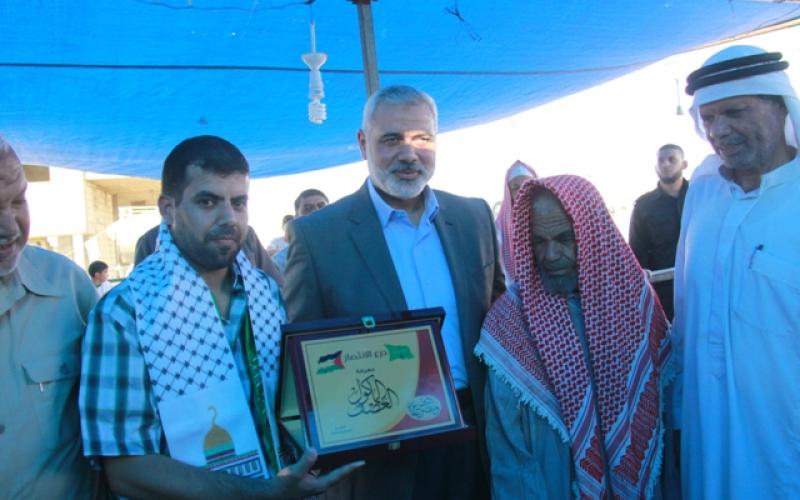 صور: هنية يهنئ الأسير المحرر سليم الحشاش برفح