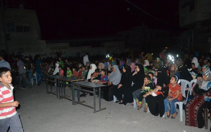 صور: عرض مرئي لشهداء القسام في دير البلح