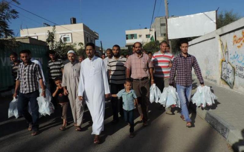 صور: حماس تبدأ حملة "بورك صمودكم والقدس موعدنا"
