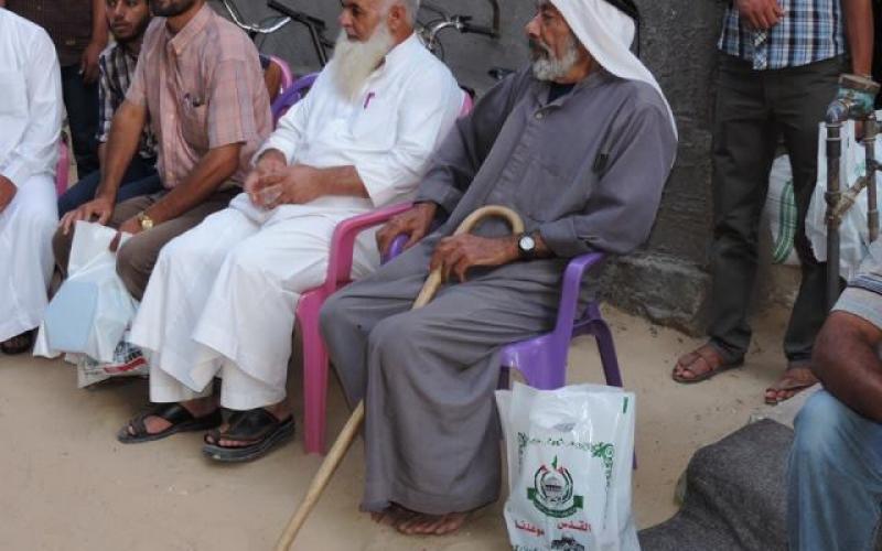 صور: حماس تبدأ حملة "بورك صمودكم والقدس موعدنا"