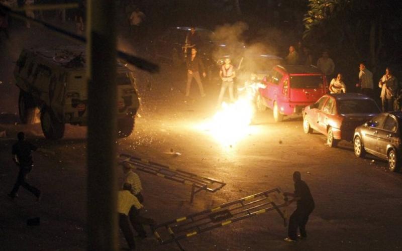 صور.. اشتباكات عنيفة بين الأمن المصري وأقباط