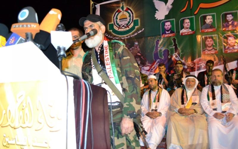 بالصور..حماس تكرم المحررين شرق غزة