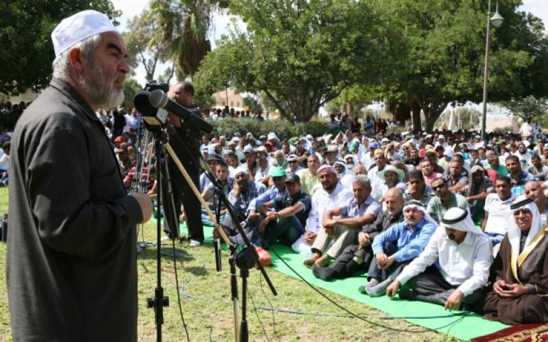 بالصور.. صلاة الجمعة بمسجد بئر السبع