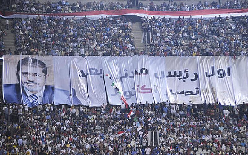 صور.. مرسي يلقي خطاب أكتوبر وسط الآلاف