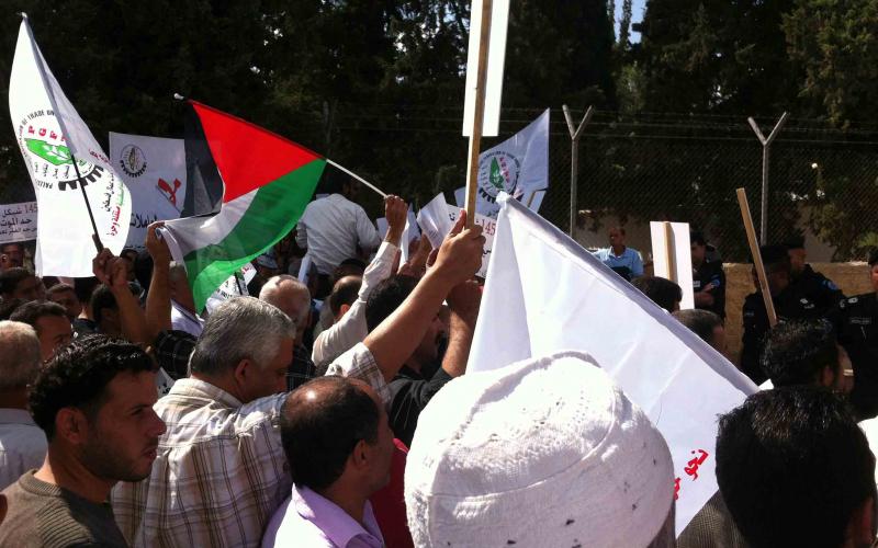بالصور.. العمال يرفضون الحد الأدنى للأجور