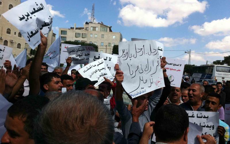 بالصور.. العمال يرفضون الحد الأدنى للأجور