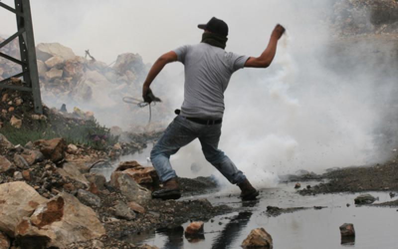 صور: موجهات شبان مع الاحتلال بنابلس