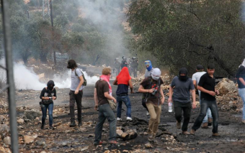 صور: موجهات شبان مع الاحتلال بنابلس