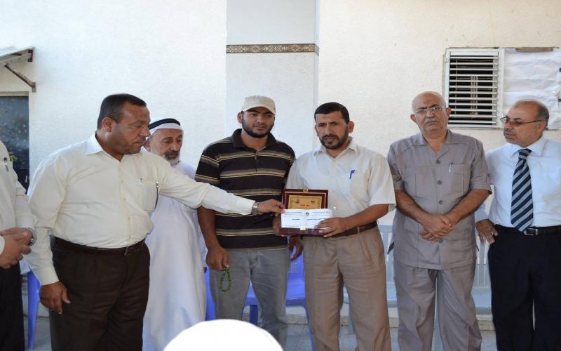 بالصور: التعليم يكرم شهداؤه الموظفين وسط القطاع