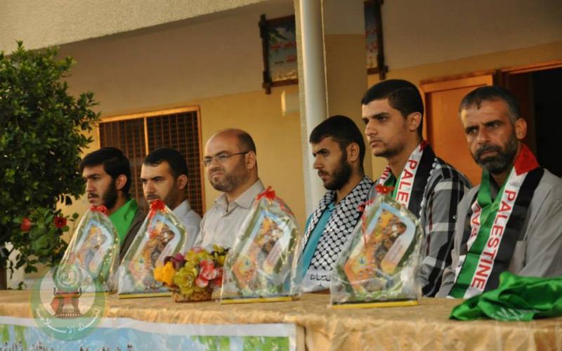 صور: "الإسلامية" تكرم عدداً من ذوي شهداء العدوان‎