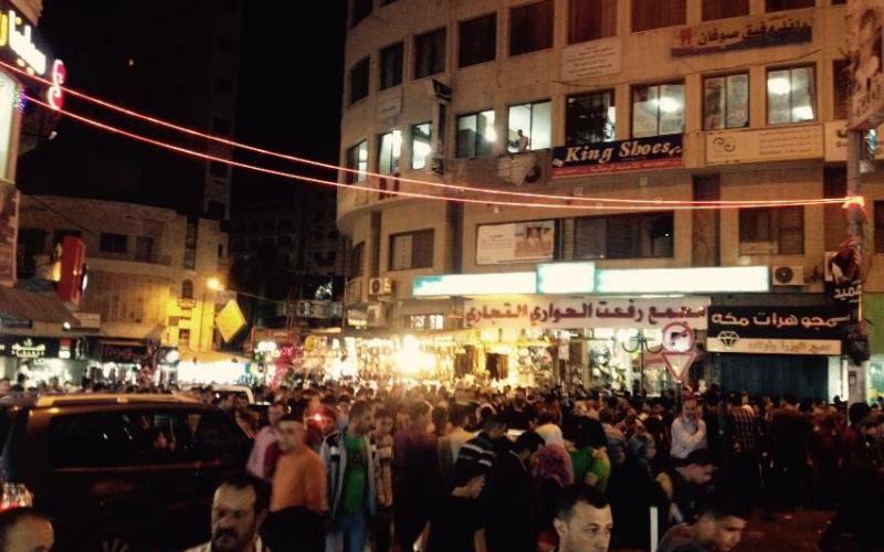 صور: أجواء ليلة العيد في مدينة نابلس