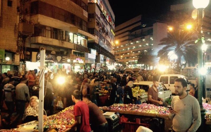 صور: أجواء ليلة العيد في مدينة نابلس