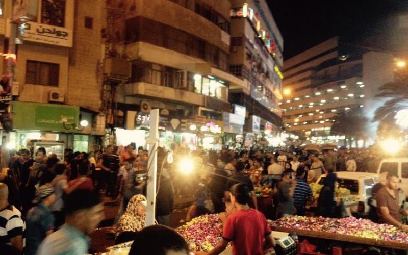 صور: أجواء ليلة العيد في مدينة نابلس