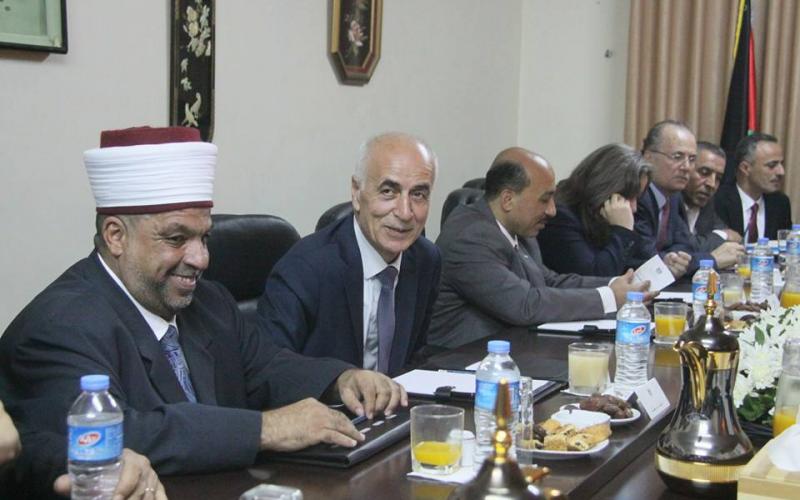 صور: بدء اجتماع حكومة التوافق بغزة