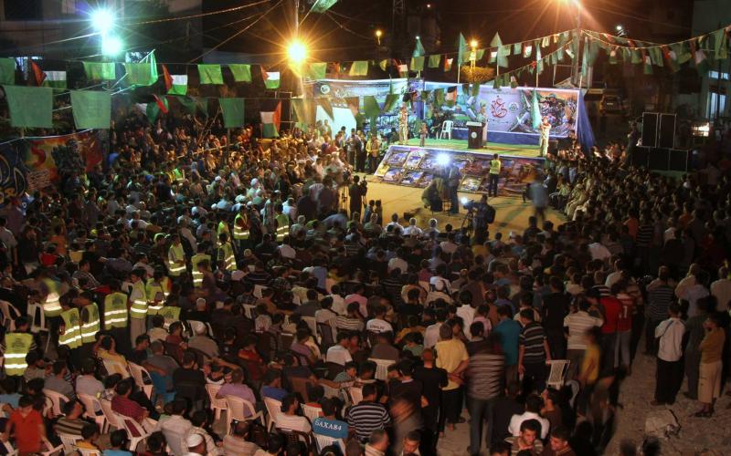 صور: حماس تكرّم عوائل شهداء العصف المأكول بجباليا البلد‎