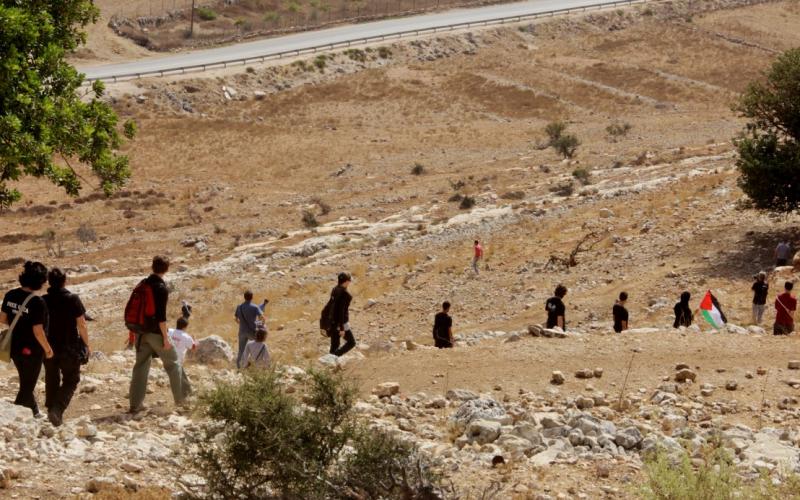 صور: إصابات في قمع الاحتلال لمسيرة "النبي صالح"