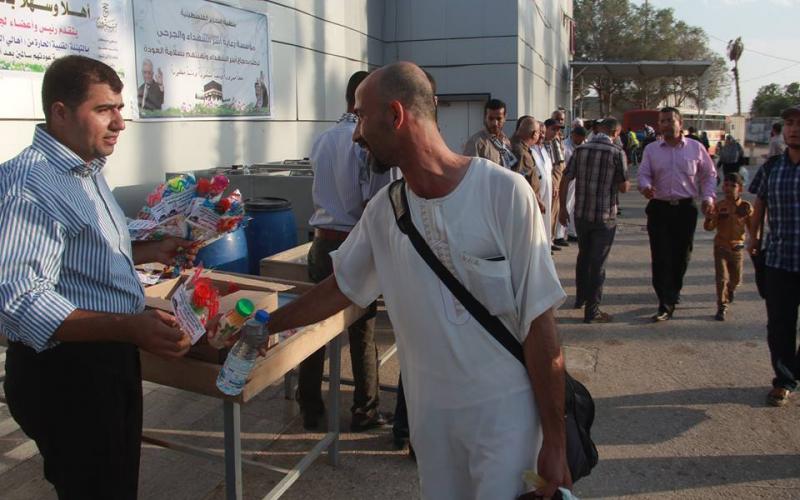 صور: وصول الفوج الأول من الحجاج لغزة