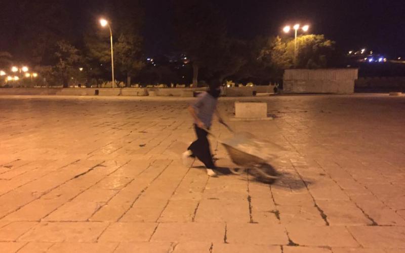 صور: الشبان يستعدون للتصدي لاقتحام الأقصى