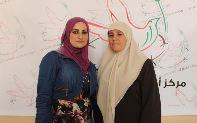 صور: مؤتمر صحفي لأسيرات محررات بنابلس