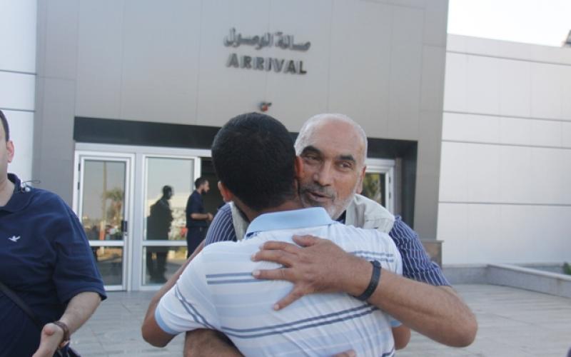 صور: وصول أول فوج من الحجاج إلى القطاع